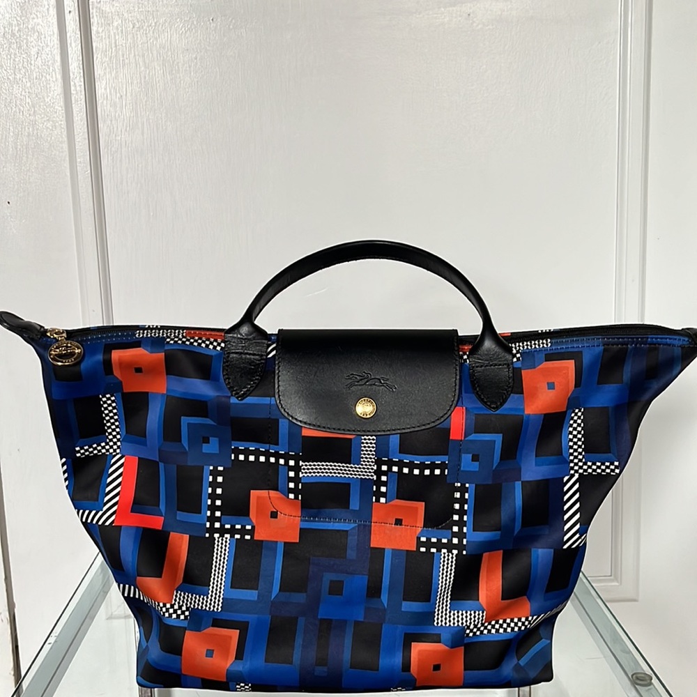 Longchamp